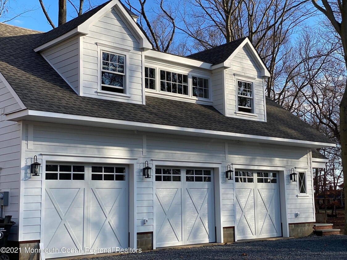 Primary Photo - 267 Sunnyside Rd