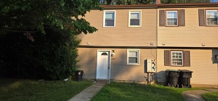 Building Photo - 622 Tara Dr