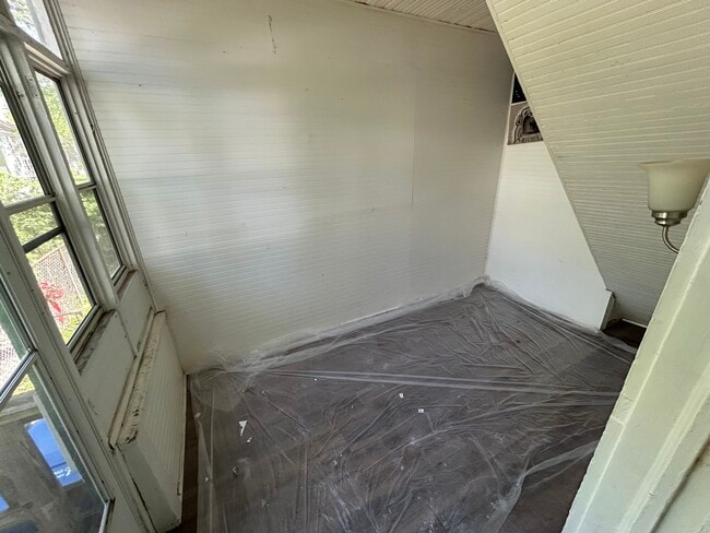 Building Photo - 651 Garson Ave