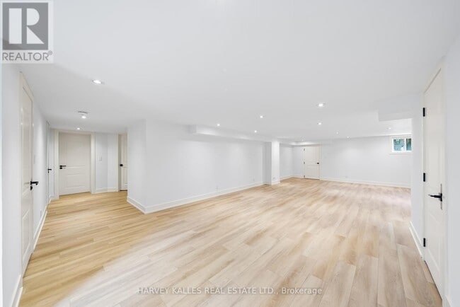 Building Photo - 77 Fairholme Ave