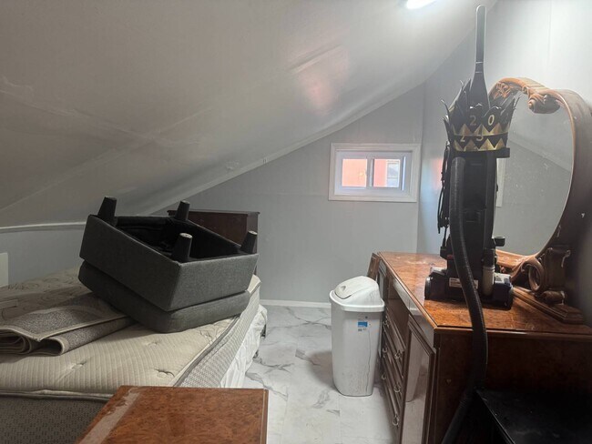 Foto del edificio - 1170 E 43rd St