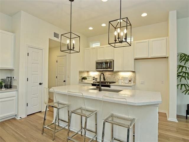 Building Photo - 10202 Cienega Cove