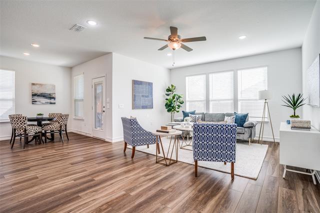 Foto del edificio - 4116 Adelaide Dr