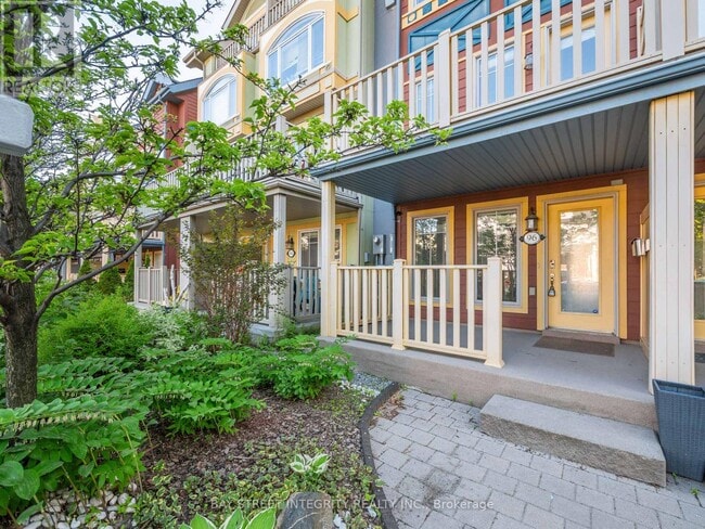 Building Photo - 96 Woodbine Ave