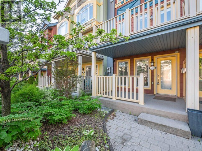 Photo du bâtiment - 96 Woodbine Ave
