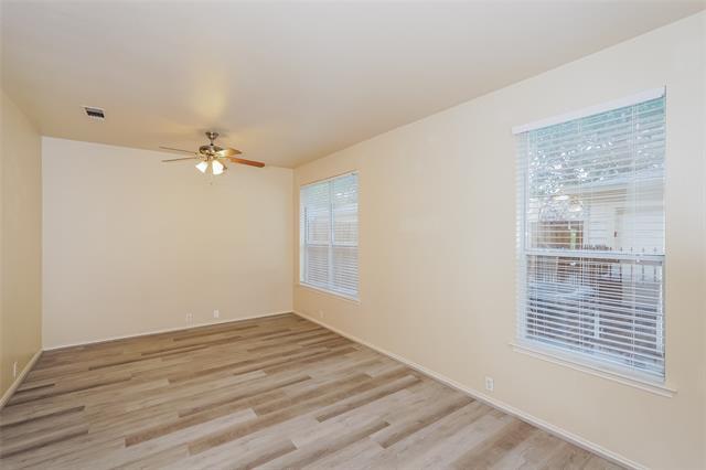 Building Photo - 10609 Traymore Dr