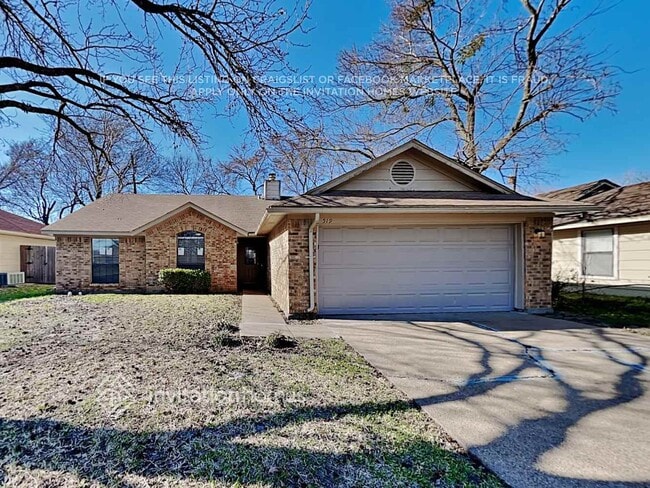 Building Photo - 519 Thomas