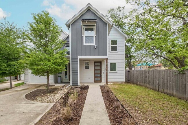 Building Photo - 3711 Garden Villa Ln