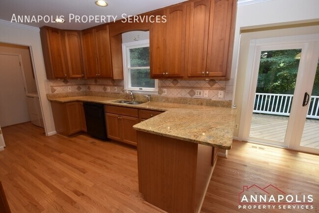 Building Photo - 1069 Carriage Hill Pkwy