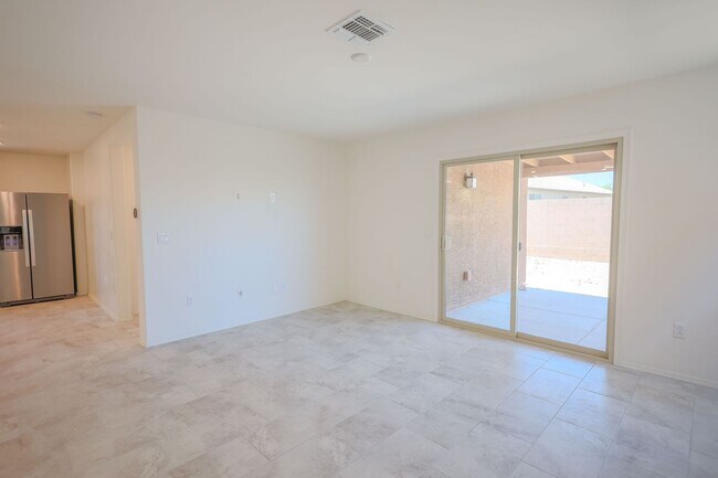 Foto del edificio - 3 Bedroom 2 Bath