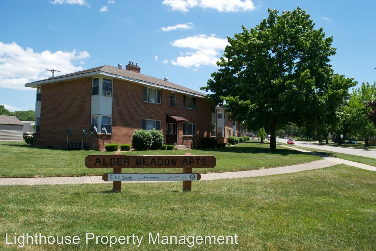 Primary Photo - 2270 Nelson Ave SE