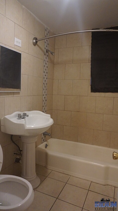 Primary Photo - 48 Carteret St