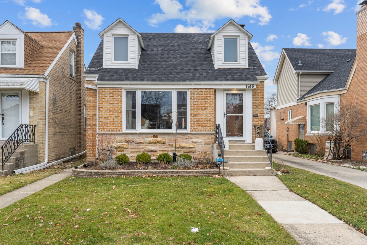 Primary Photo - 1618 N 78th Ct