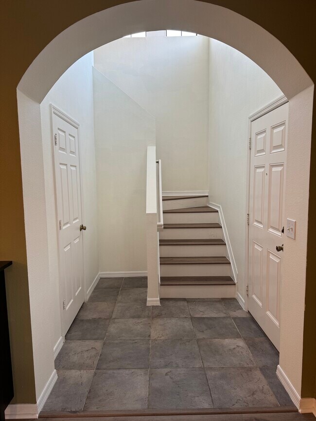 Building Photo - 30214 Goodwick Way
