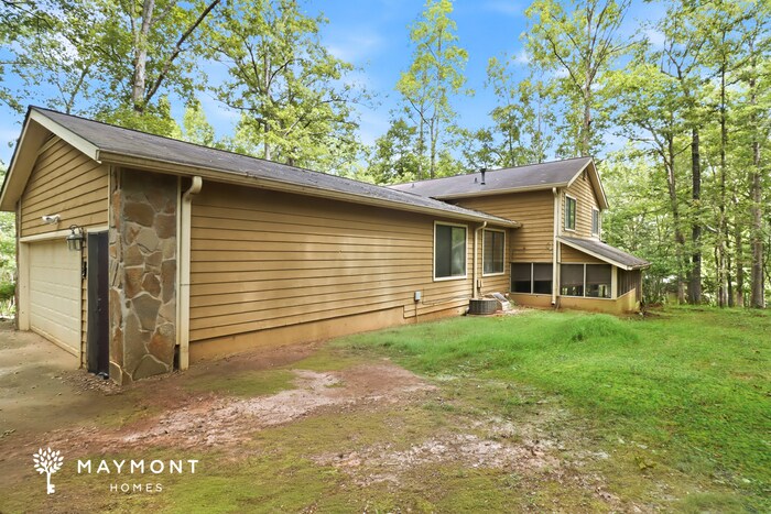 Building Photo - Inviting 4-Bedroom Douglasville Home