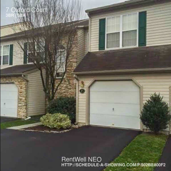Foto principal - 7 Oxford Ct