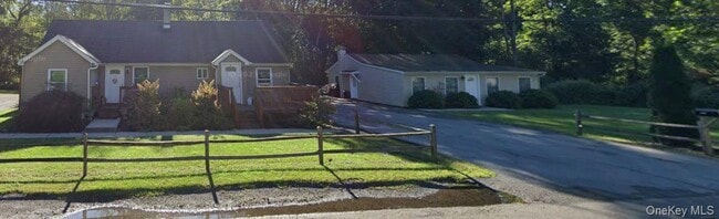 Building Photo - 1614 NY-9G