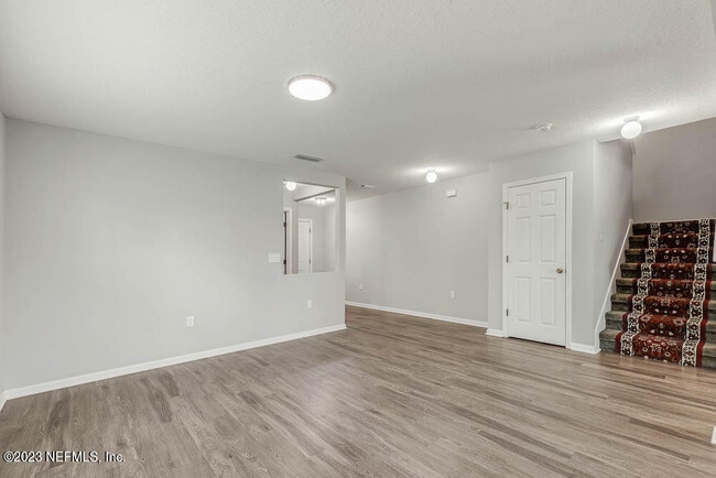 Building Photo - 5054 Oak Bend Ave