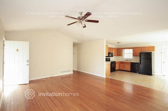 Building Photo - 95 Sweetwater Ln