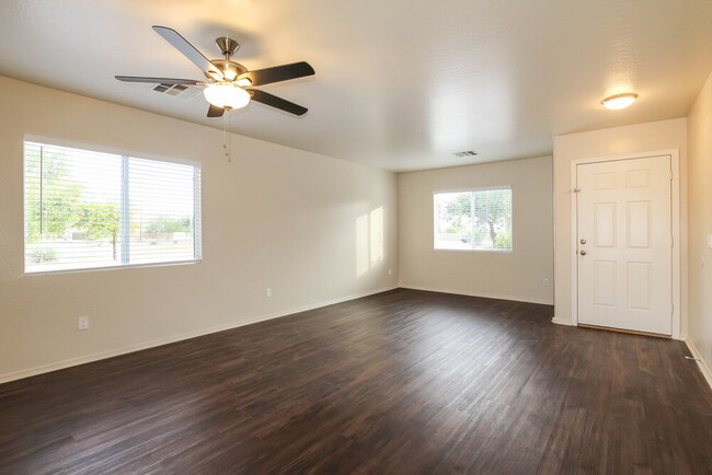 Building Photo - 22740 W Mohave St