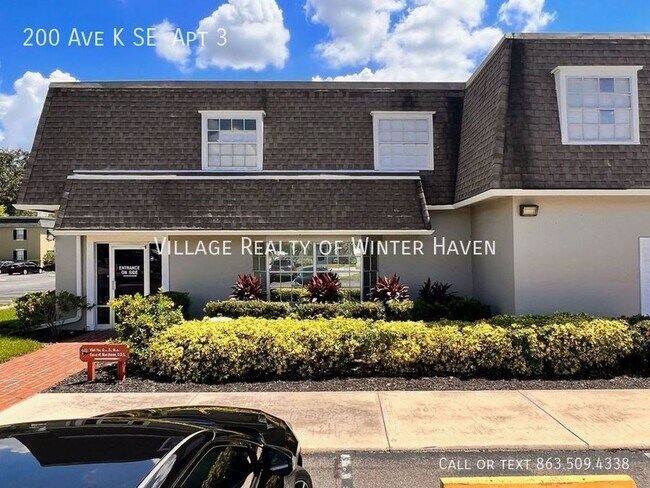 Building Photo - Spacious One Bedroom Apartment Near Downtown
