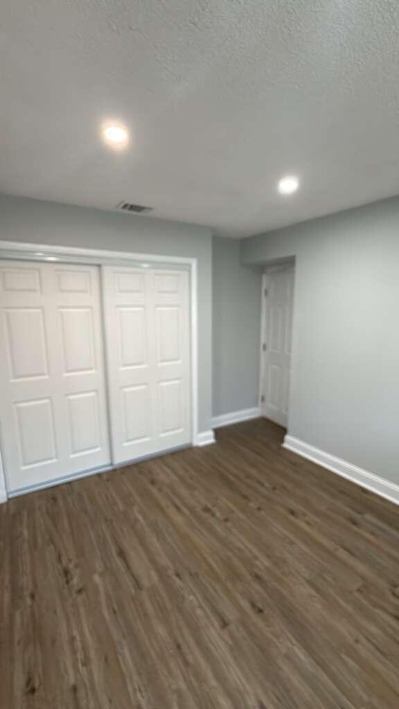 Building Photo - 1025 S L St