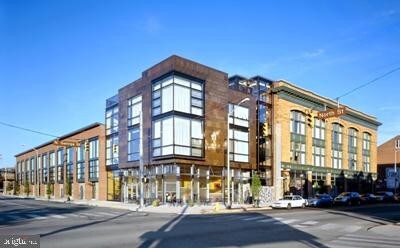 Foto del edificio - 241 N George St