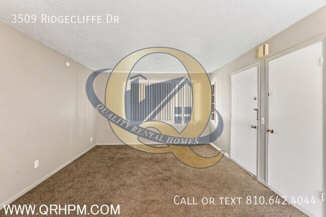 Building Photo - 3509 Ridgecliffe Dr