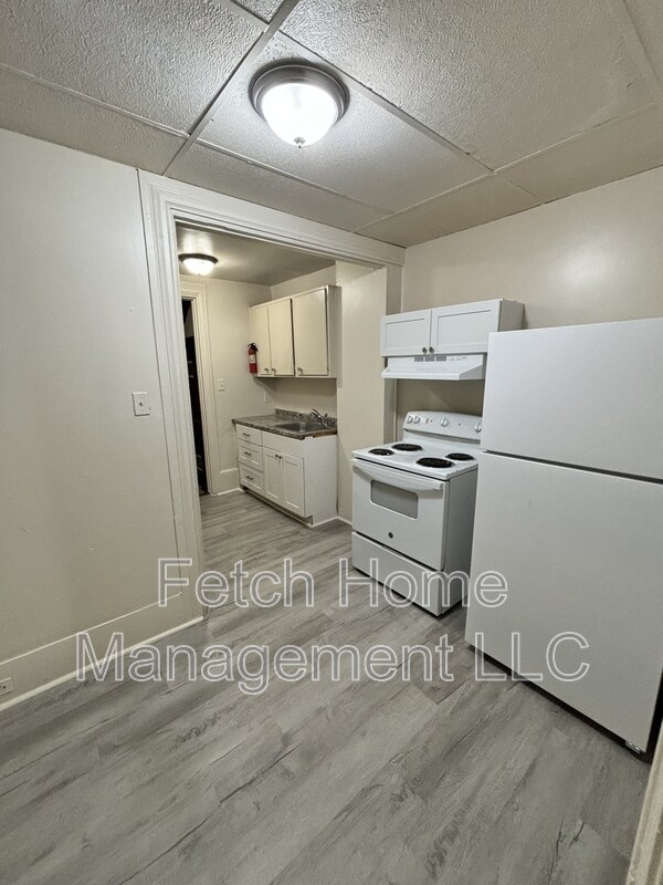 Foto del edificio - 193 S Front St
