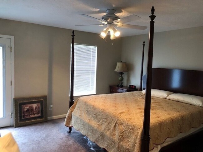 Foto del edificio - Lenoir City HUGE Basement Rancher