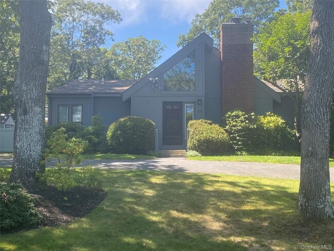 Building Photo - 15 Crestview Dr