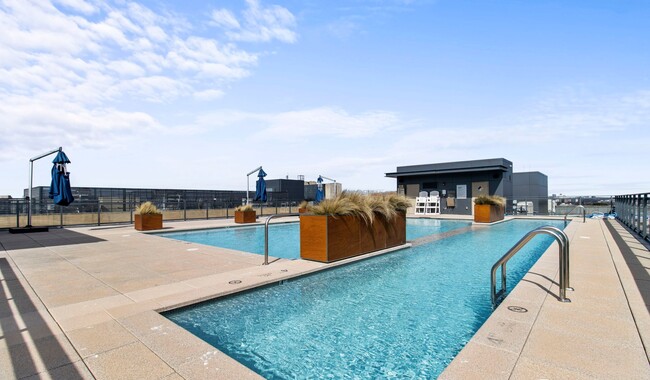 Enjoy your rooftop lap pool - Flats 8300