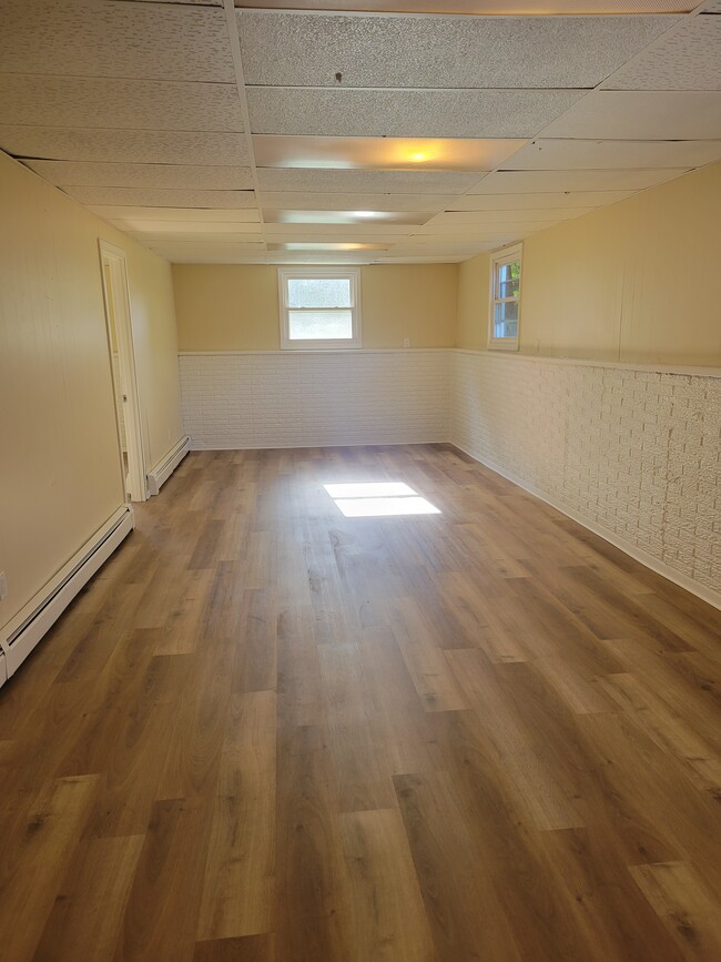 Building Photo - 3015 Glendale Ave