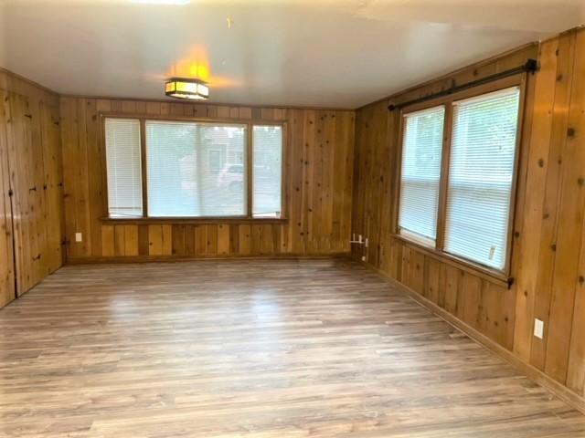 Building Photo - 0 bedroom in Seattle WA 98115