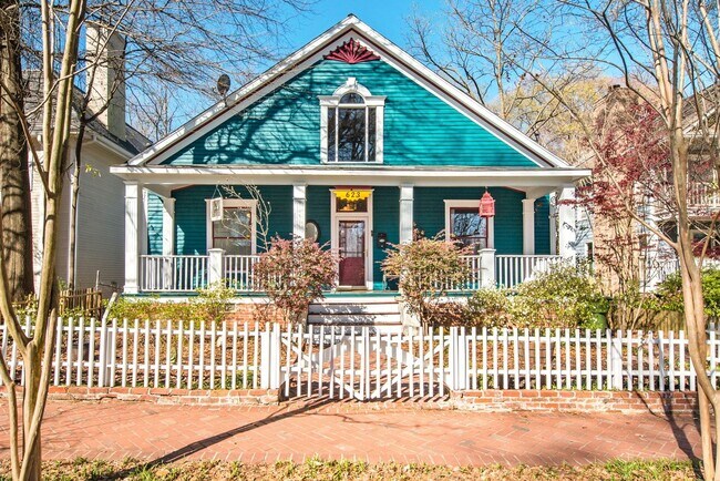 Foto del edificio - 623 Cherokee Ave SE