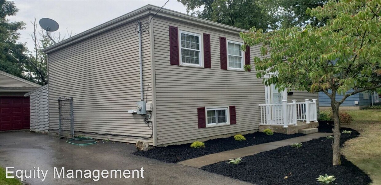 Foto principal - 3 br, 2 bath House - 4629 Burkey Rd.