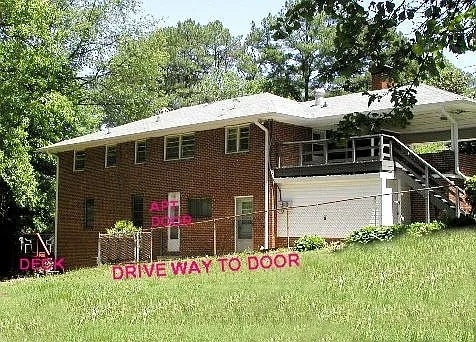 Building Photo - 3820 Orchard Rd SE -APT