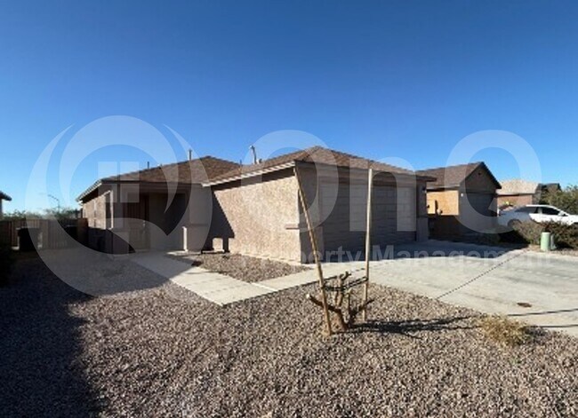 Building Photo - 6410 S Ambarella Dr