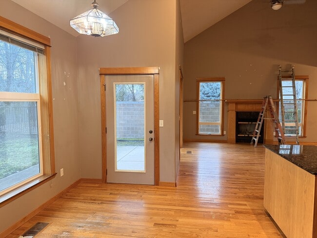 Foto del edificio - 139 Max Loop