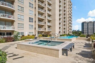 Building Photo - 3225 Turtle Creek Blvd