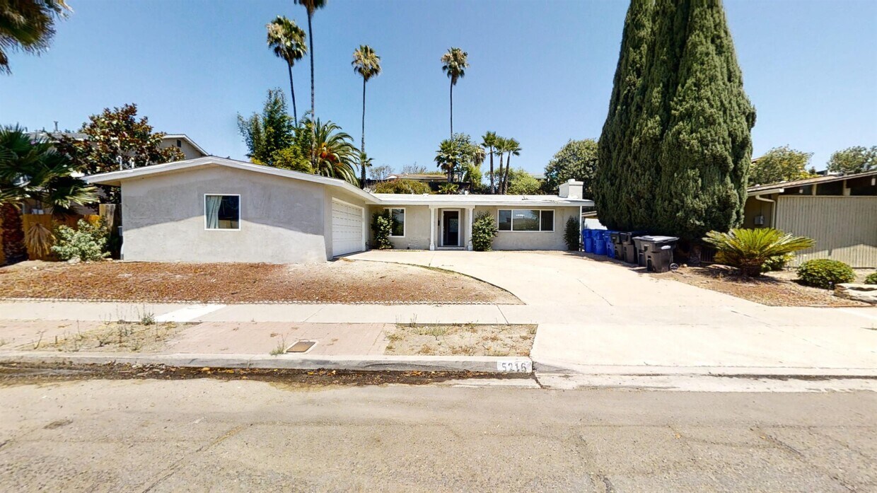 Foto principal - 5216 College Gardens Ct