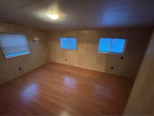 Photo du bâtiment - 1035 Connaught Crescent