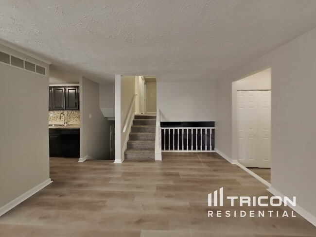 Foto del edificio - 1409 Butternut Ln