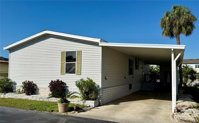 Foto del edificio - 10942 Poplar St NE