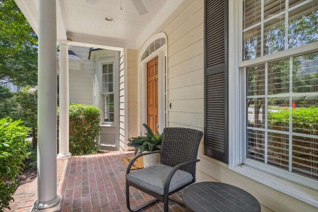 Building Photo - Furnished 4 Bed/3 Full Bath Home in Cary!