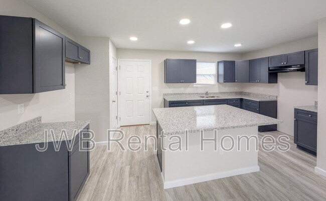 Foto del edificio - 2118 Forest St