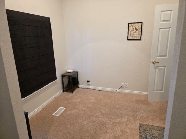 Building Photo - 4015 Wanda St