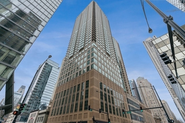 Building Photo - 2 E Erie St