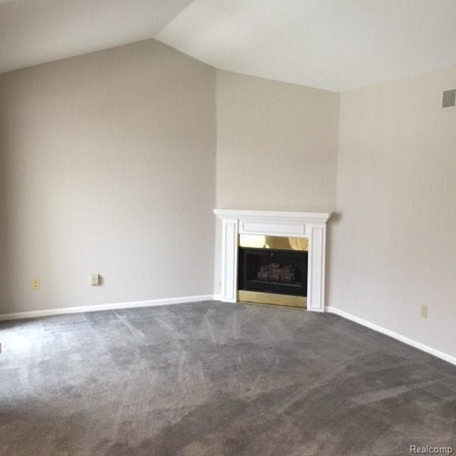 Building Photo - 1547 N Bywood Ave
