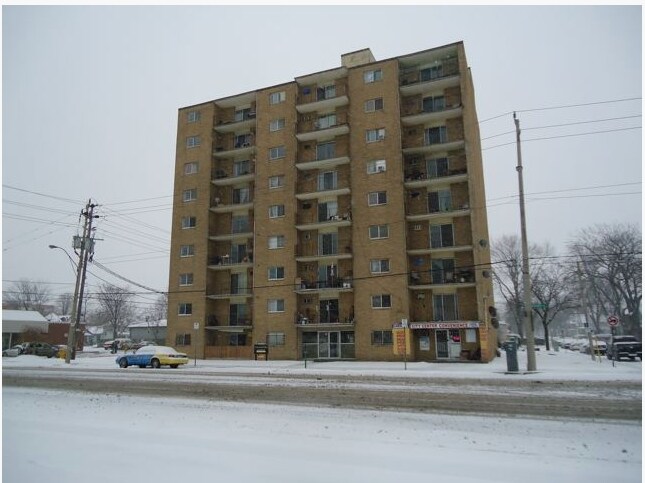 Photo principale - University Ave Apartments Windsor